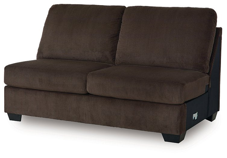 Kimlee Sectional with Chaise - Brough Furniture & Mattress (Lapeer, MI)