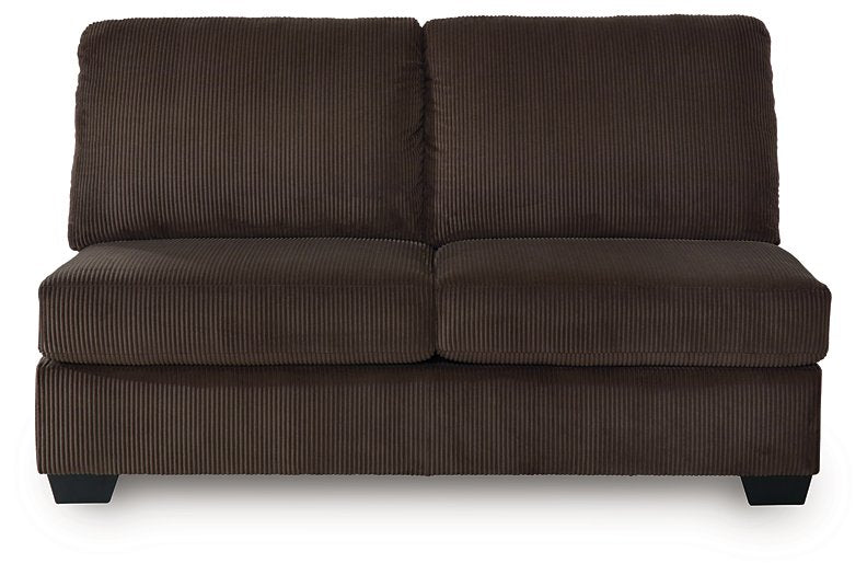 Kimlee Sectional with Chaise - Brough Furniture & Mattress (Lapeer, MI)